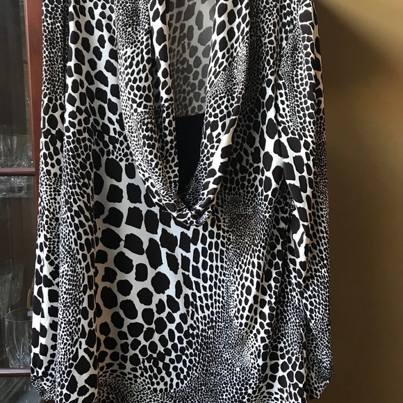 Tunic - Picture 1 of 1